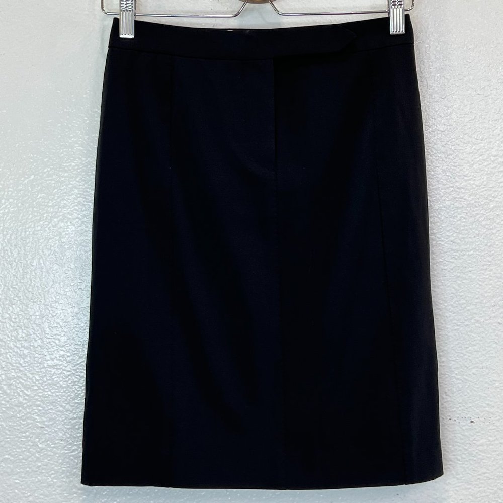 6267‎ Black Pencil Skirt Above Knee Length Virgin Wool Blend Size 38/2.